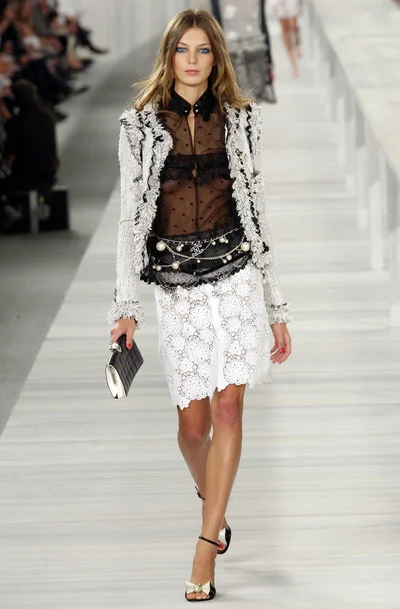 Look 13